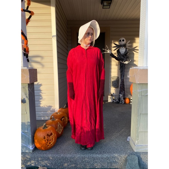 Meet your Posher, Heidi - Picture 6 of 6